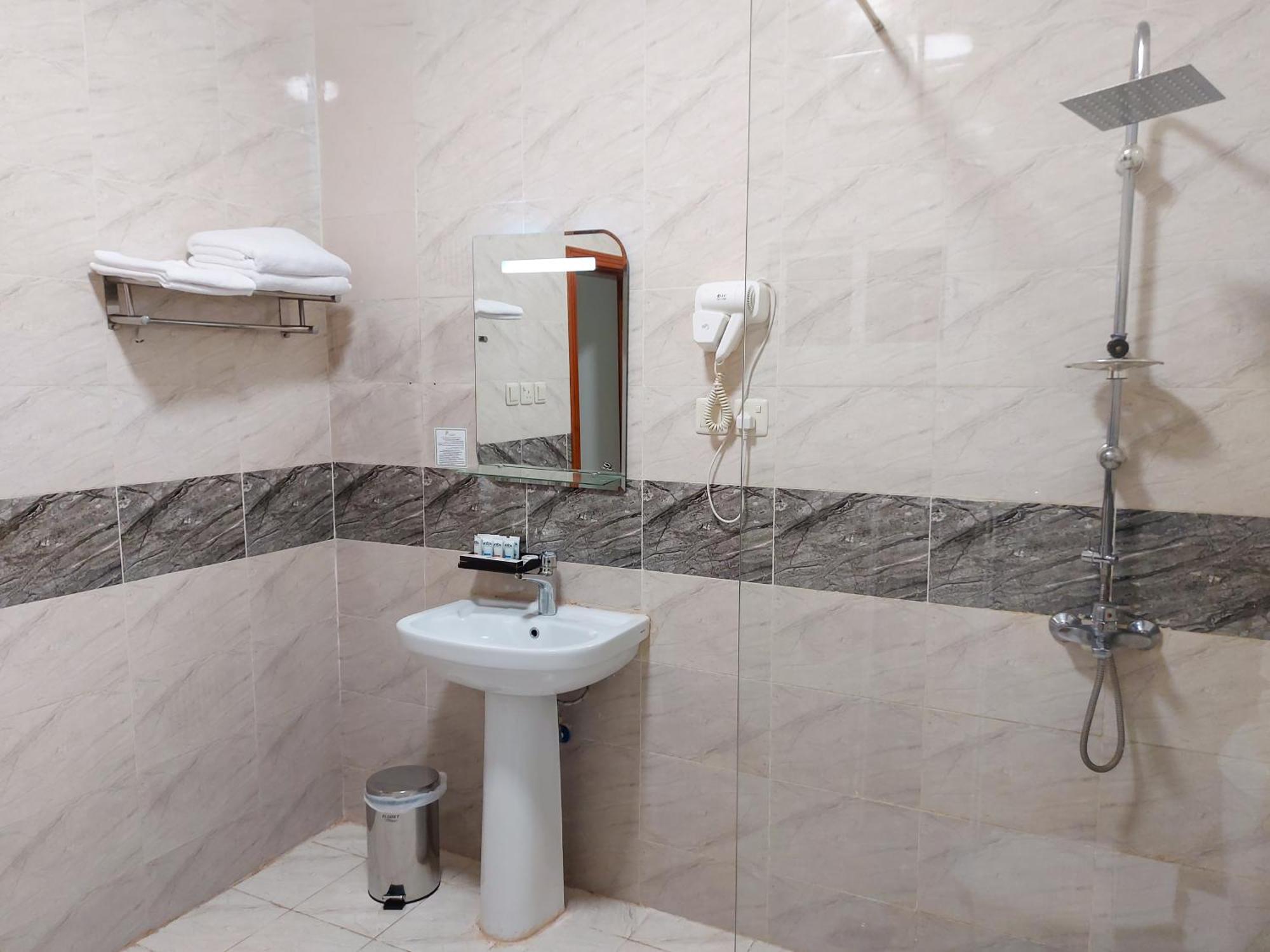Iwan Alandalusia Alrehab Lejlighedshotel Jeddah Eksteriør billede