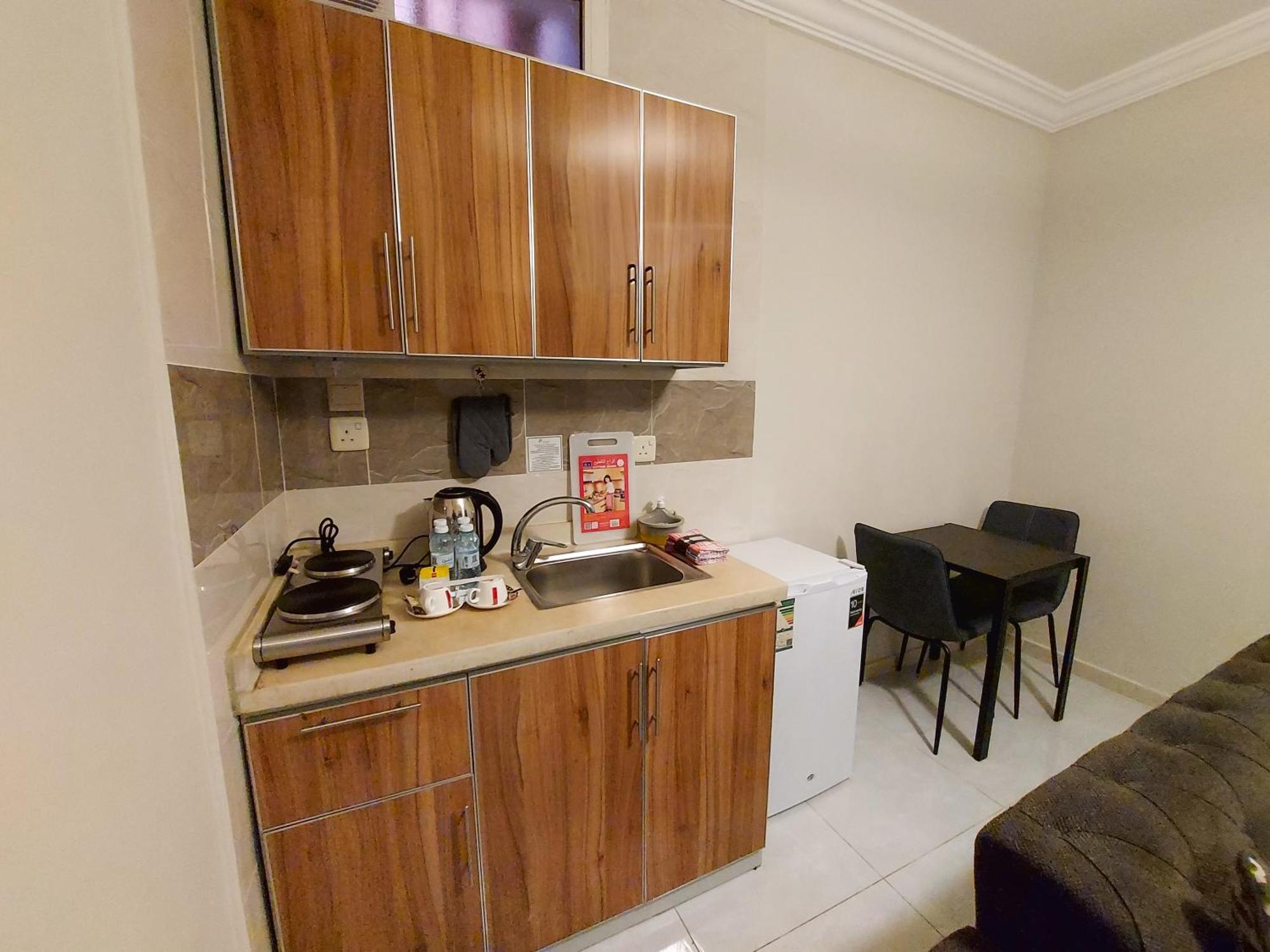 Iwan Alandalusia Alrehab Lejlighedshotel Jeddah Eksteriør billede