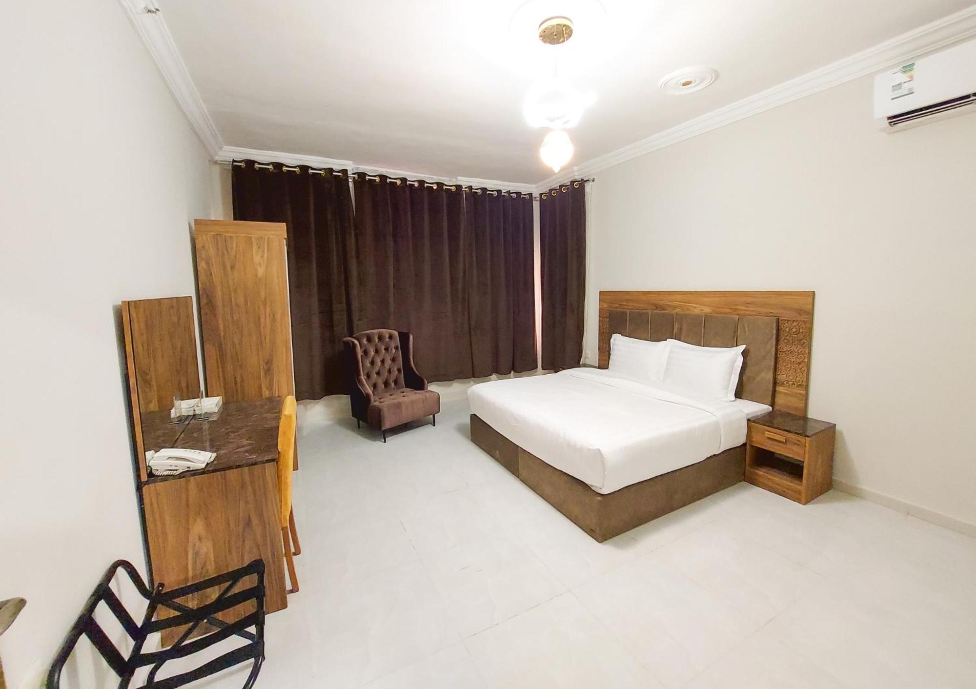 Iwan Alandalusia Alrehab Lejlighedshotel Jeddah Eksteriør billede