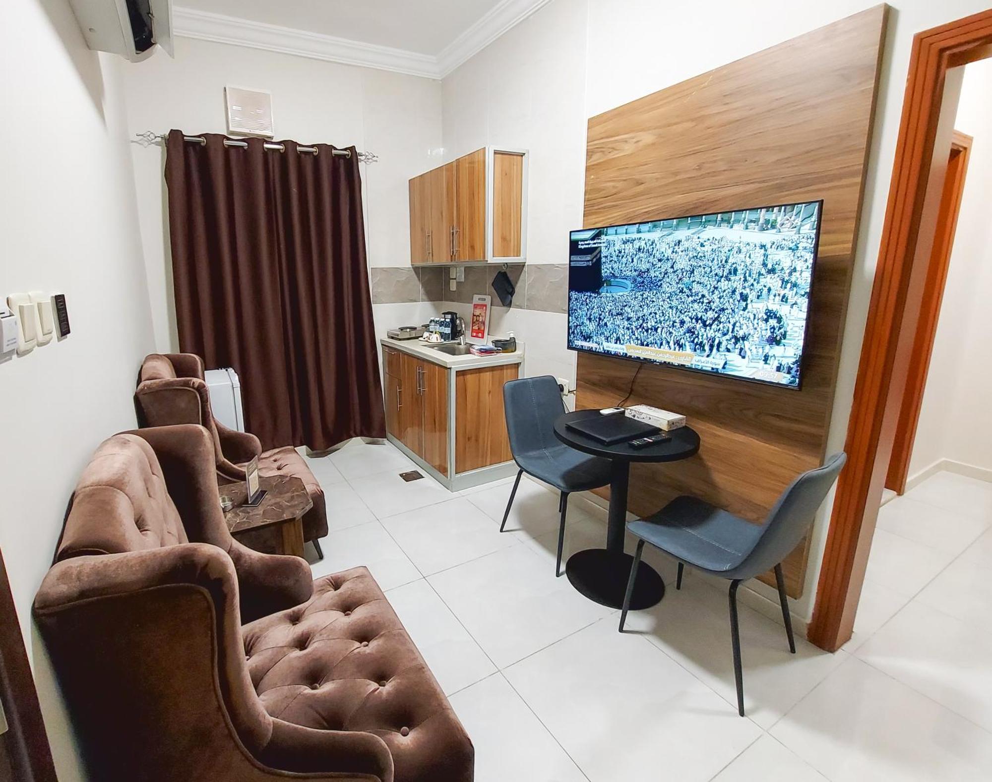 Iwan Alandalusia Alrehab Lejlighedshotel Jeddah Eksteriør billede
